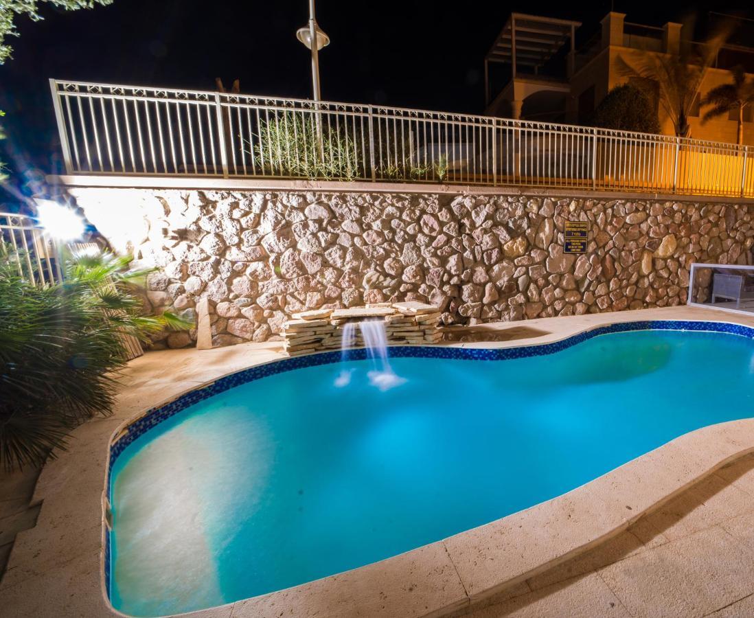 Yalarent Oasis Garden With Private Pool Apartment Eilat Exterior photo